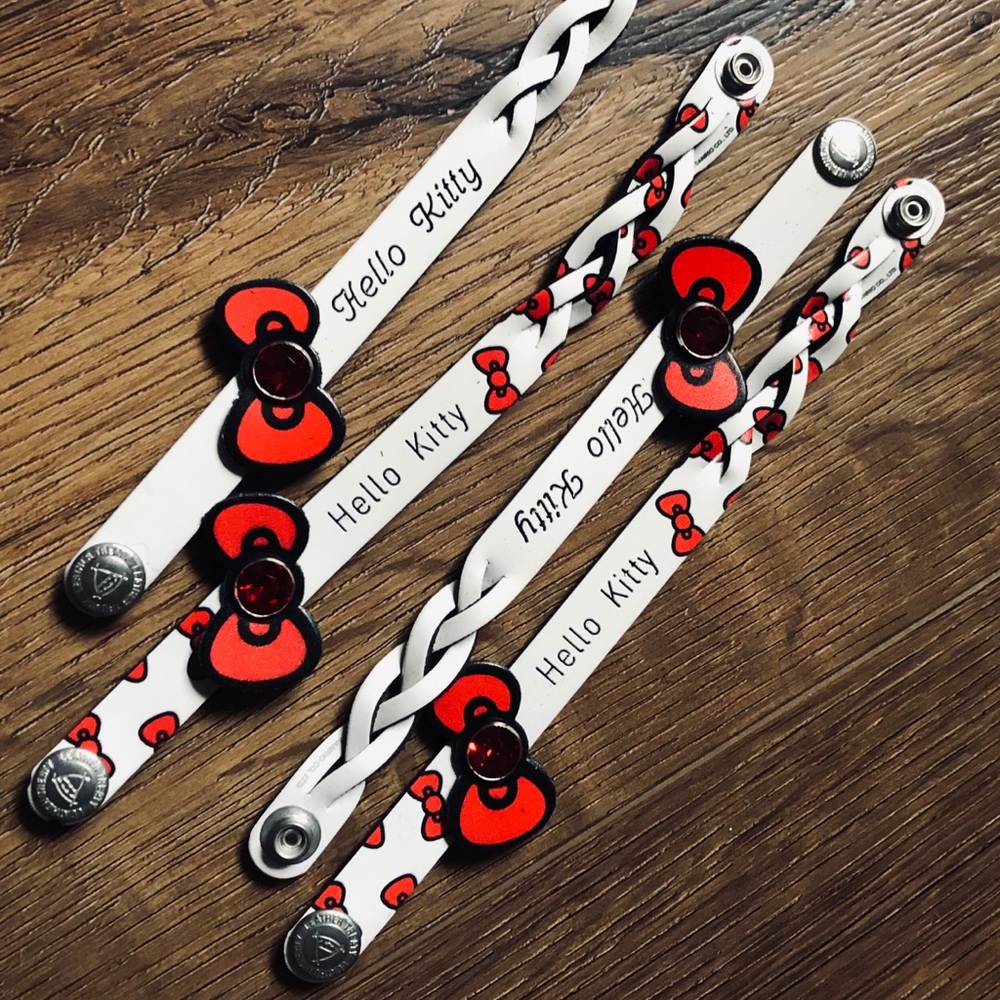 HELLO KITTY-NWOT Leather Snap Bracelet - Picture 9 of 16
